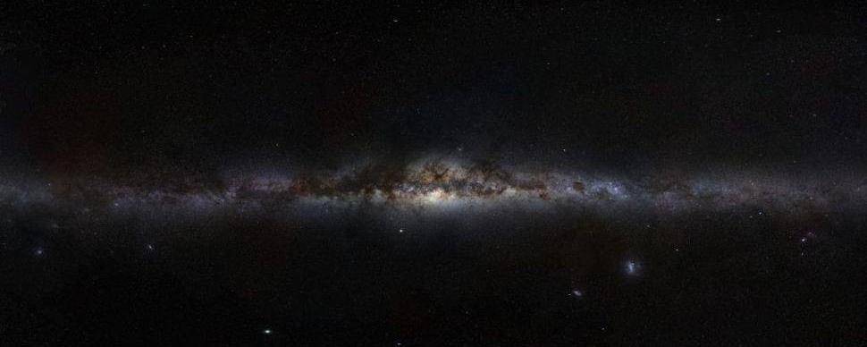 银河系有多重？相当于8900亿个太阳